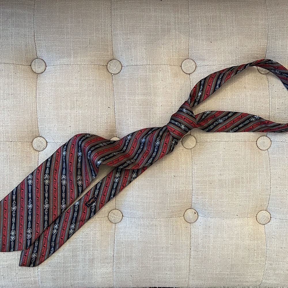 YSL | Silk Tie 👔